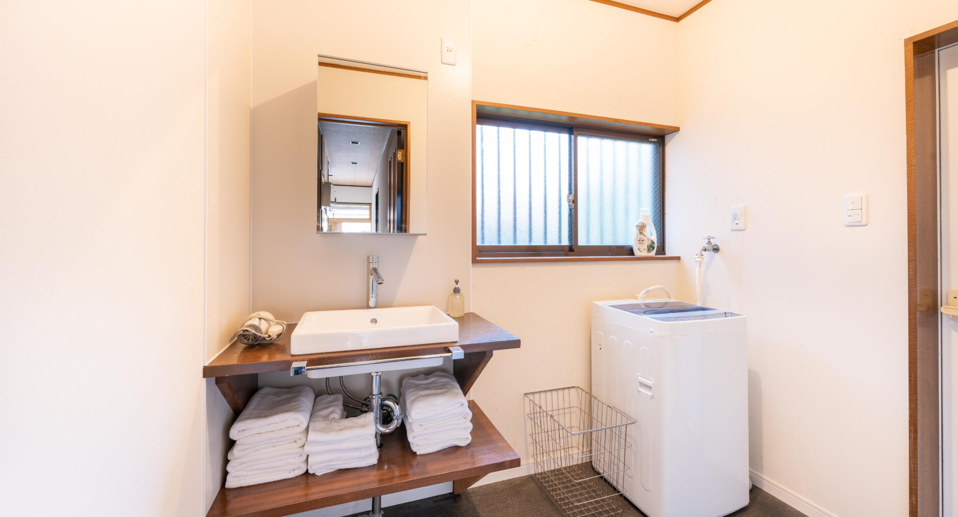 TEMARI WESTの写真 27