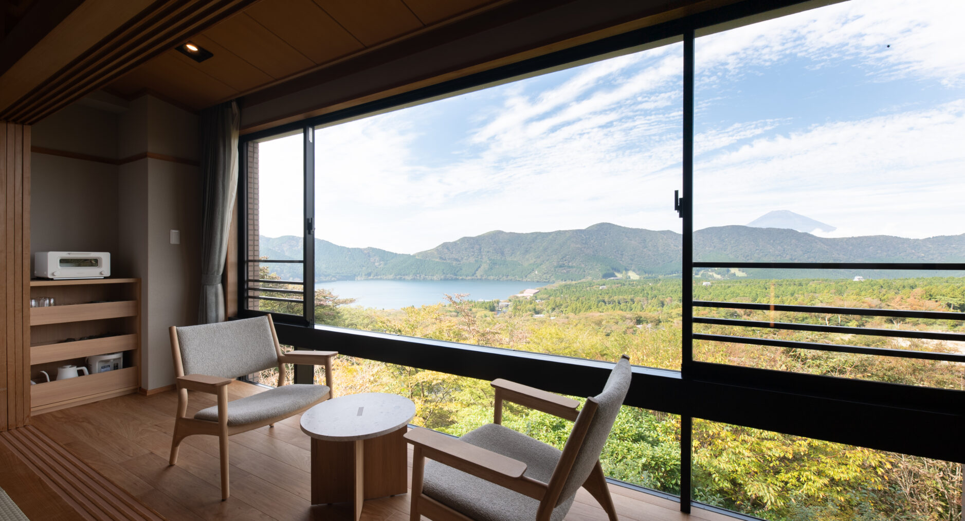 箱根芦ノ湖 美景館 さくらの写真 3